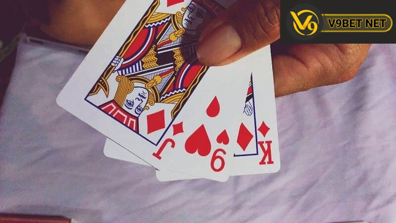 Kỹ năng cần thiết để chơi Bài ba lá V9bet hiệu quả
